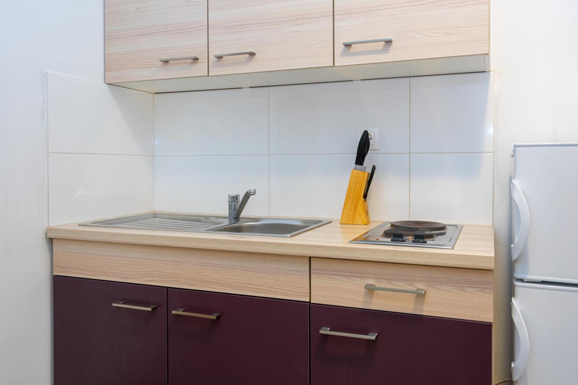 Apartments By The Sea Mandre, Pag - 3084 Kolan Room photo